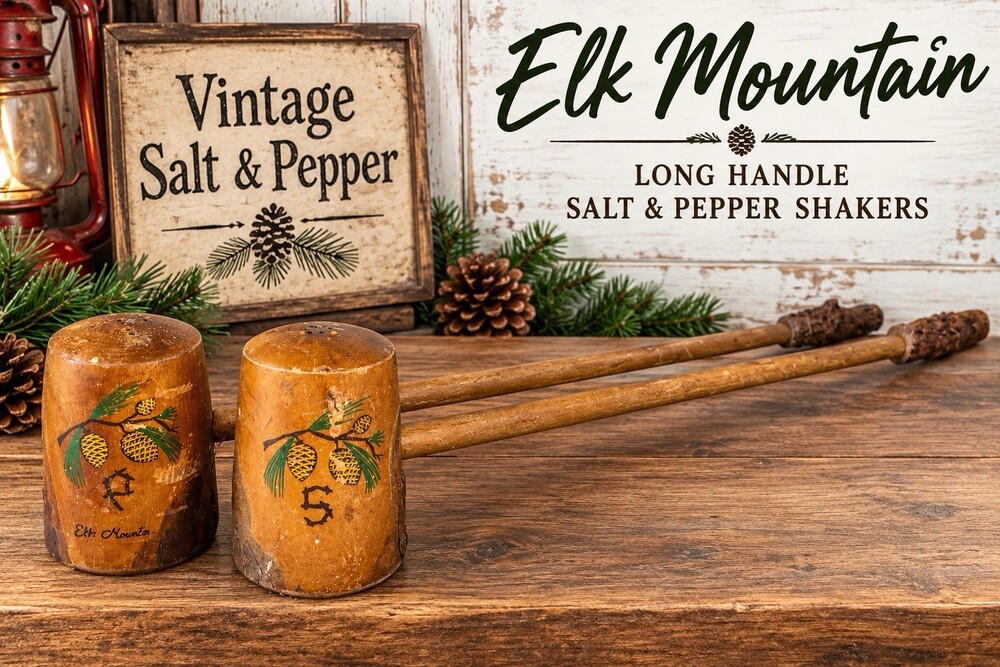 Vintage Elk Mountain Long Handle Wooden Salt Pepper Shakers Pine Cone S P
